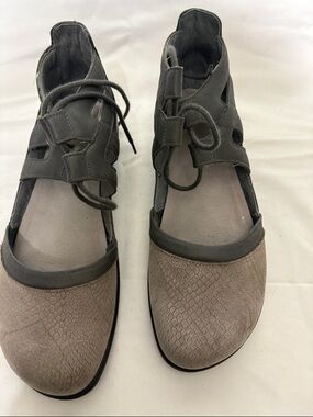 Naot Two-Tone Taupe and Charcoal Lace-Up Kata Sandles